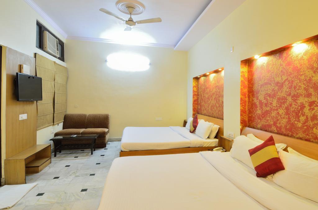 Hotel Roopa International Amritsar Exterior photo