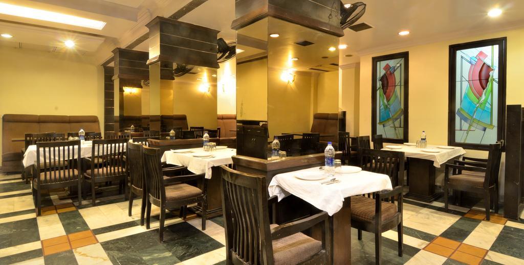 Hotel Roopa International Amritsar Exterior photo